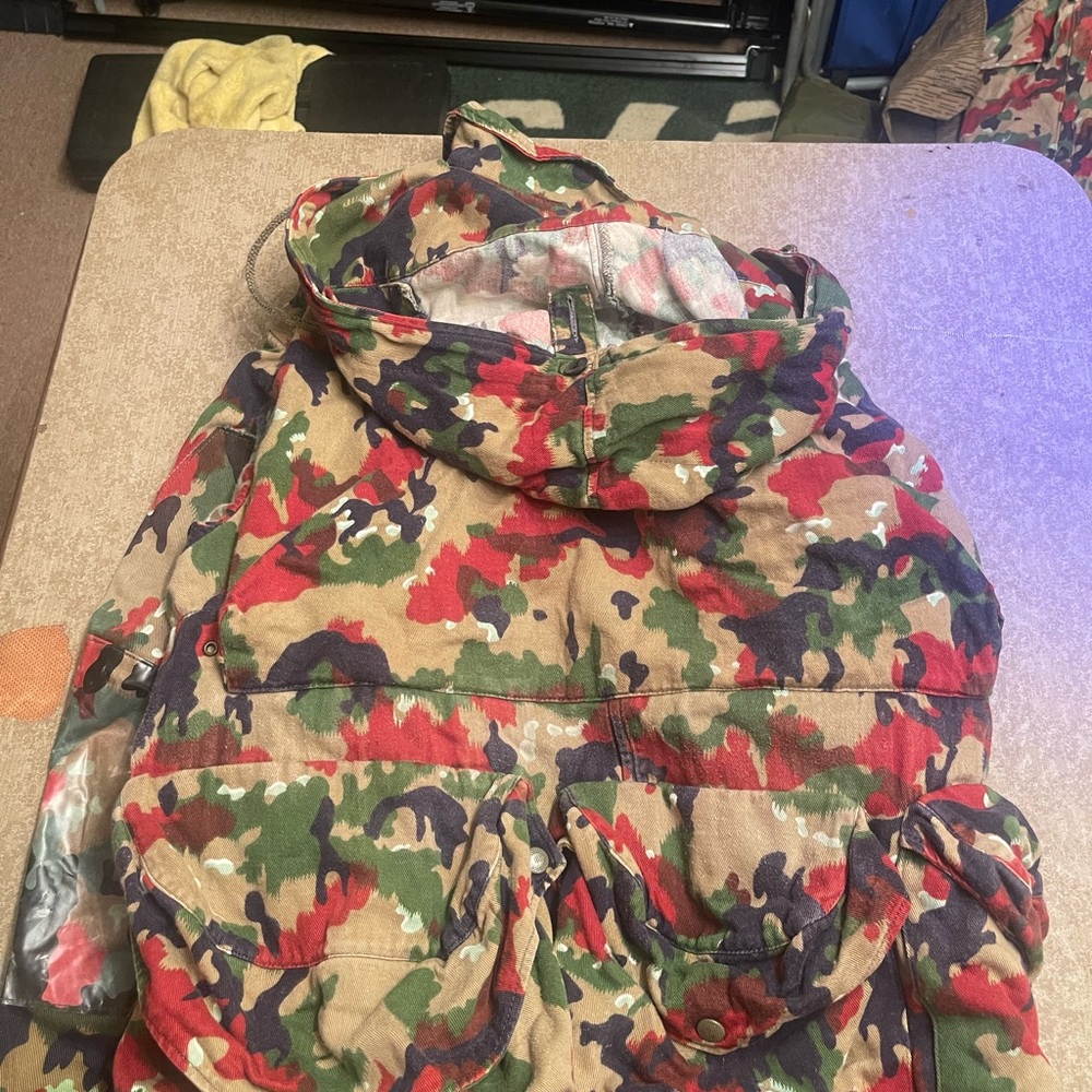 Vintage Swiss military flacktarn camouflage pattern jacket